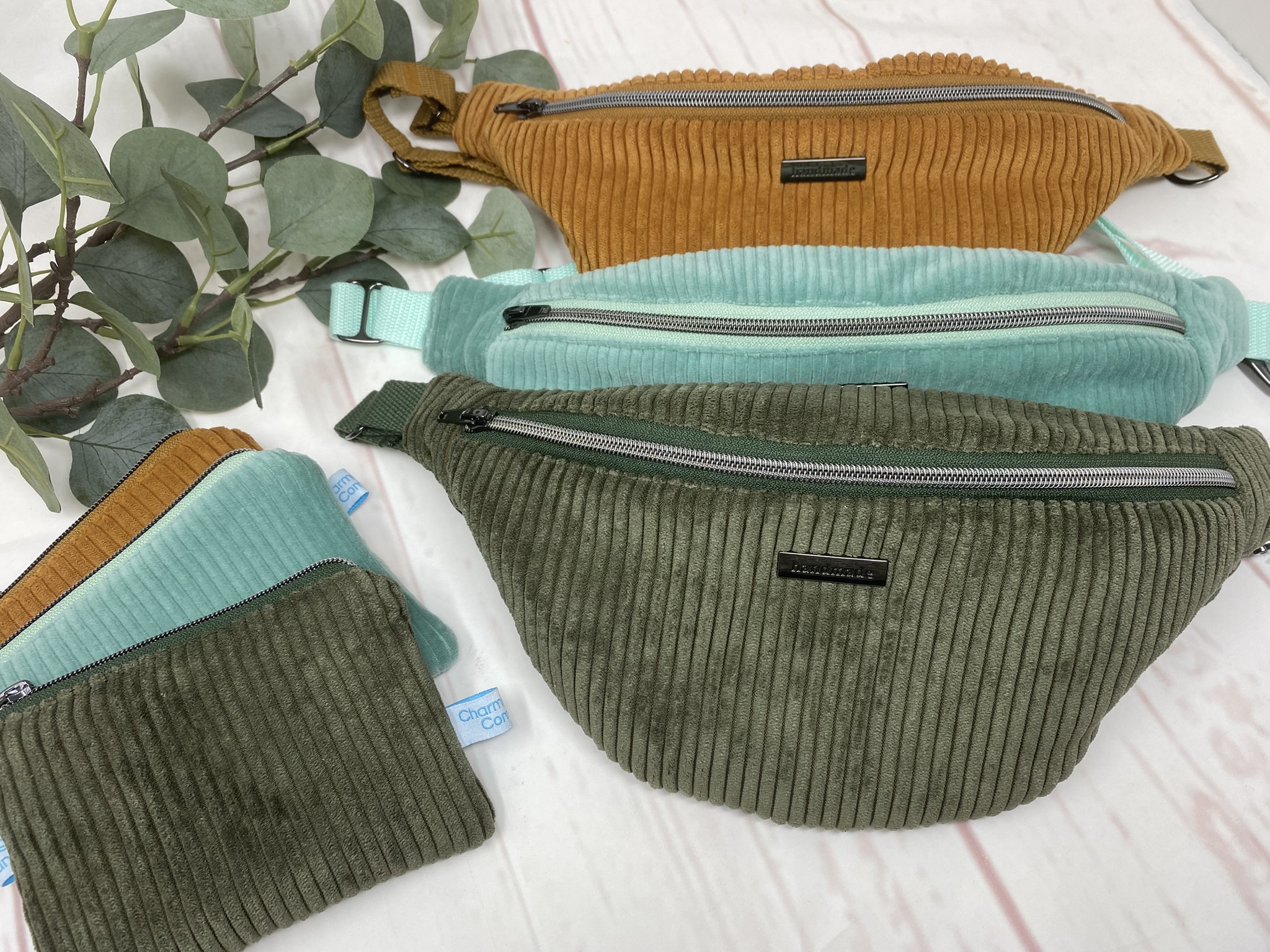 Hip Bags mit Minitäschchen